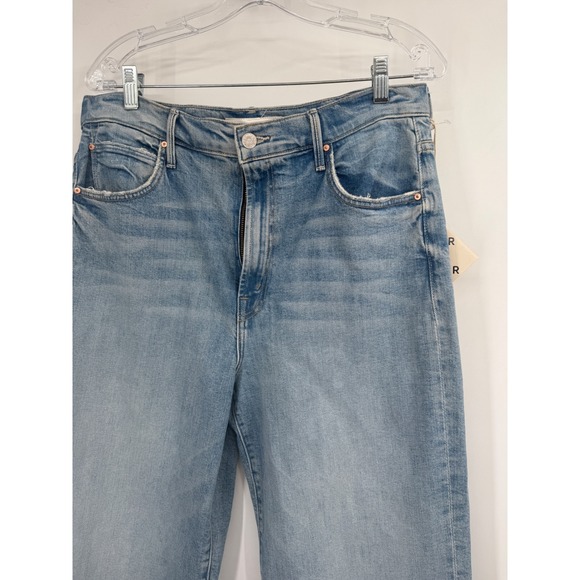 Mother The Spitfire Sneak Straight Leg Jeans in I‎ Confess Light Wash Sz 28 NWT - Picture 2 of 9